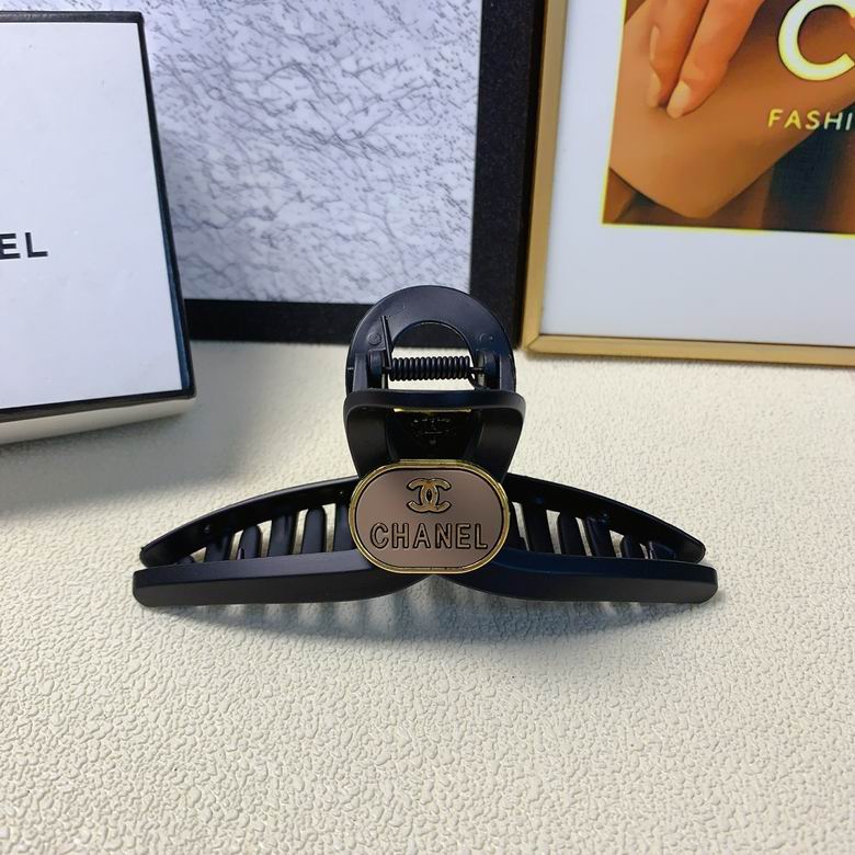 Chanel Hair Grab Clip  (5)